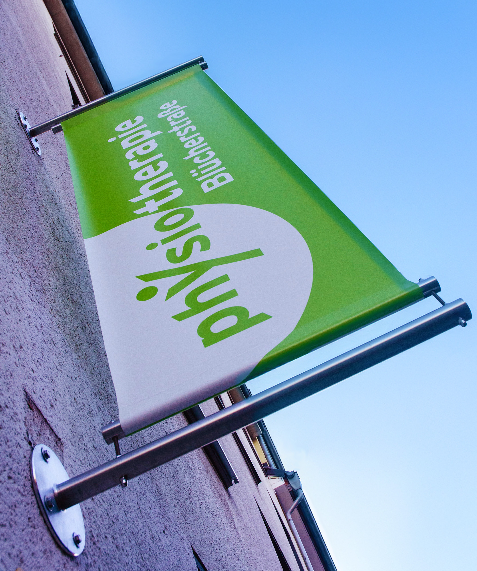 Außenbanner für Ihr Geschäft, Restaurant, Café oder auch Ihre Praxis oder Kanzlei, hier ein Beispiel der KBZ Werbetechnik in Köln